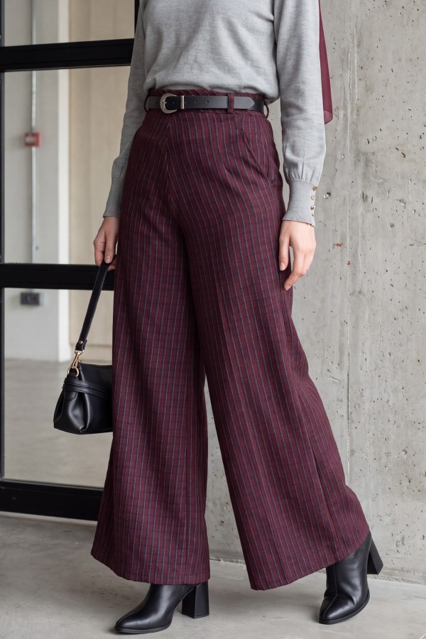 Cashmere  Plaid Trouser Skirt with Elastic Waistband -Maroon
