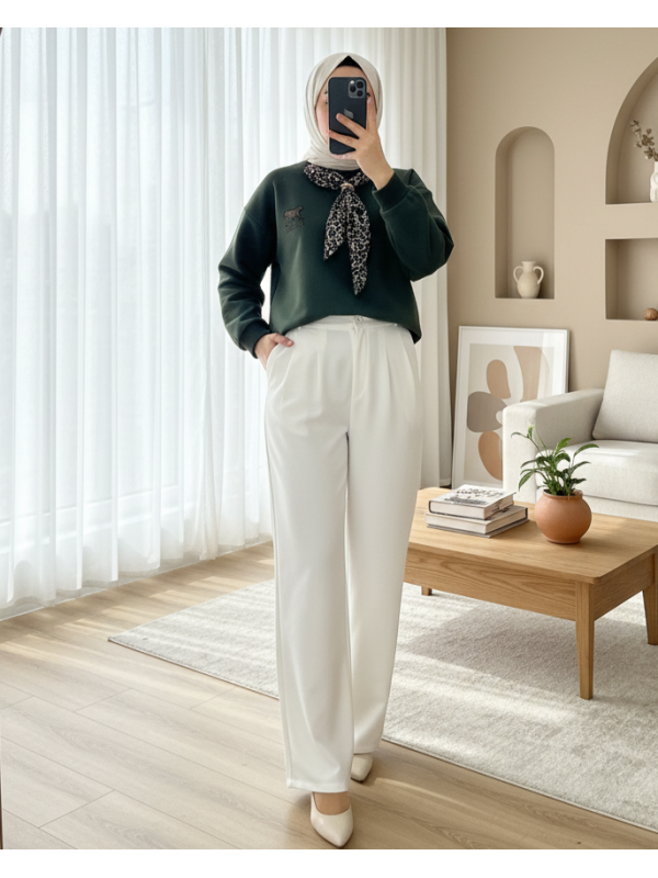 Scarf Leopard Emblem 3 Yarn Sweater -Khaki