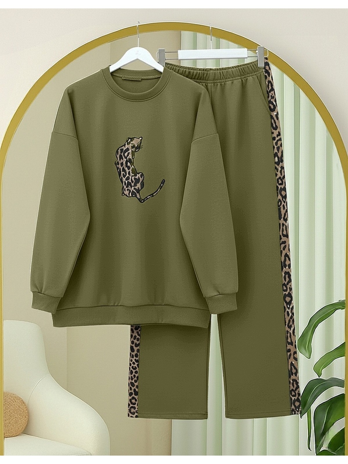 Leopar Figürlü Ve Desenli Pantolonlu Scuba Takım  -Zeytin