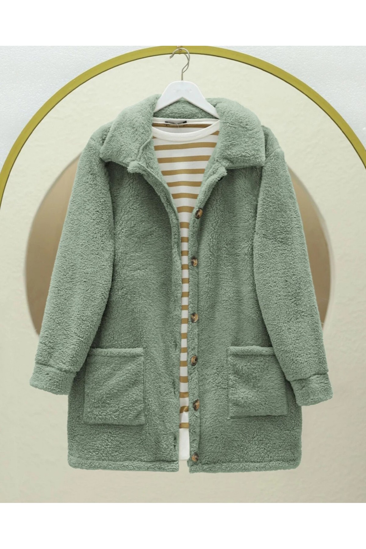 Boydan Düğmeli Cepli Pelüş Ceket    -Mint