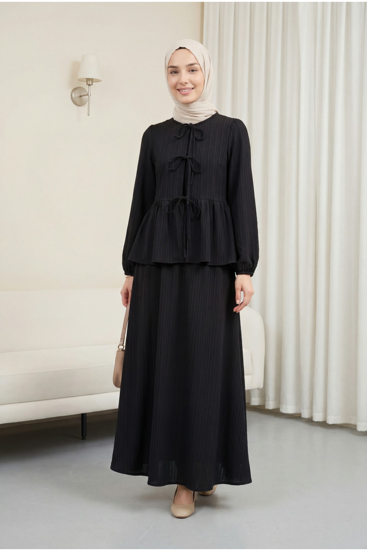 Front-tie, elasticated sleeve, crinkle kimono set with skirt. -Black