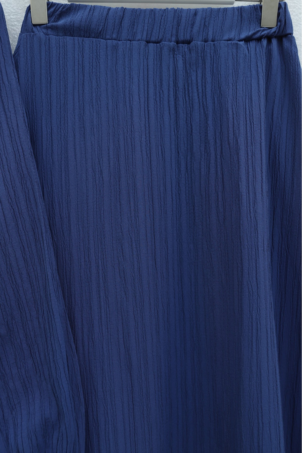 Front-tie, elasticated sleeve, crinkle kimono set with skirt. -İndigo