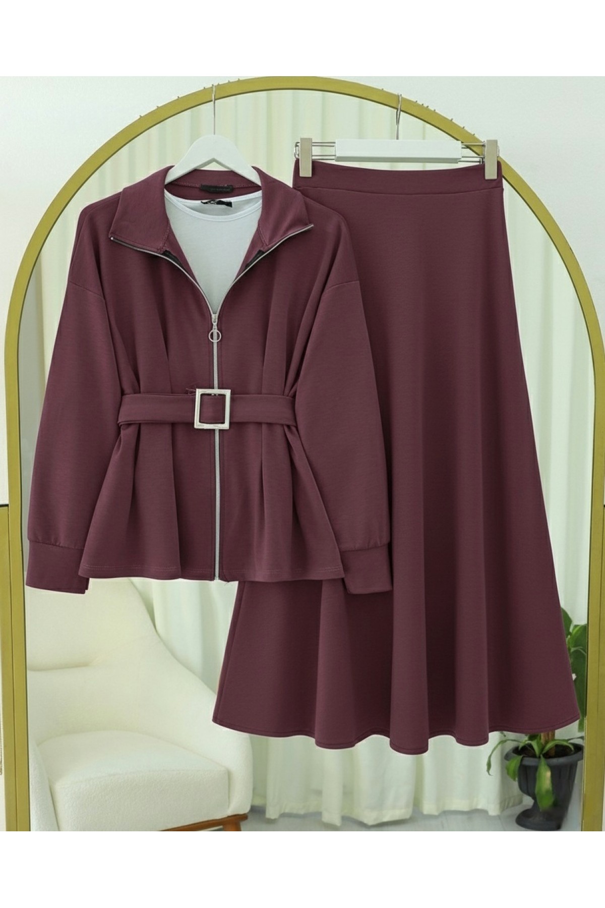 Beli Katlamalı Önü Fermuarlı Kemerli Etekli Penye Takım  -Mürdüm