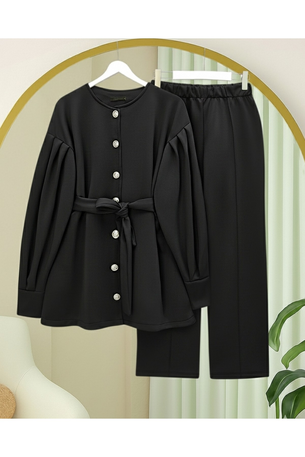 Beli Kemerli Önü Düğmeli Pantolonlu Scuba Takım  -Siyah