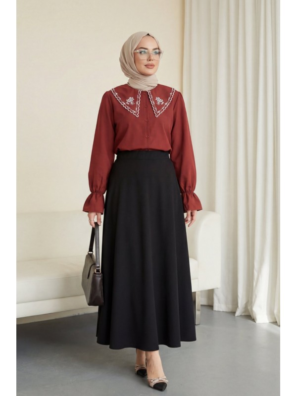 قميص/بلوزة من قماش البوبلين مكشكش بياقة بيتر بان وأساور مطاطية -بوردو