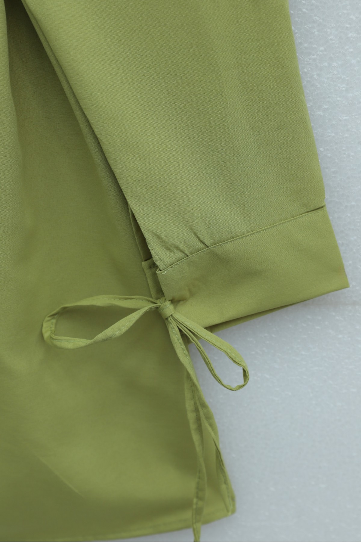 Yakası Dantelli Beli Ve Kolu Bağcıklı Poplin Tunik  -Yağ Yeşili