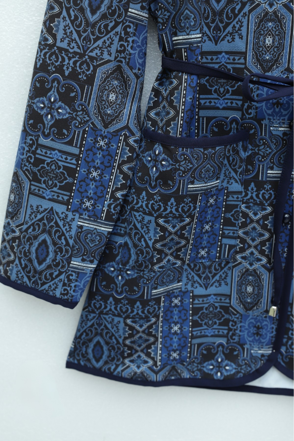 Button-down, Pocketed, Belted, Patterned Trousers Double Set -Navy blue