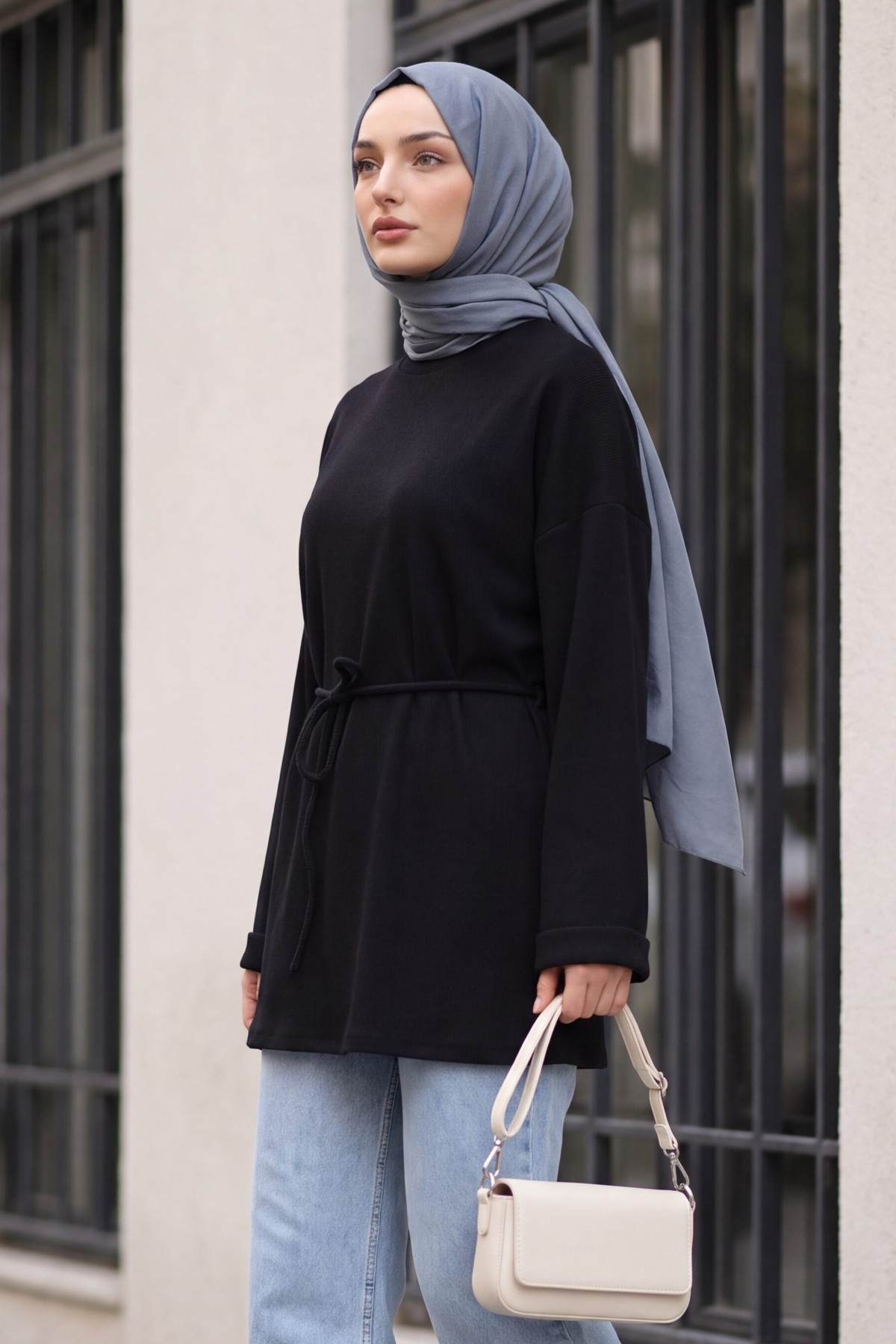 Yuvarlak Yaka Katlama Kol Beli Bağcıklı Fitilli Tunik -Siyah
