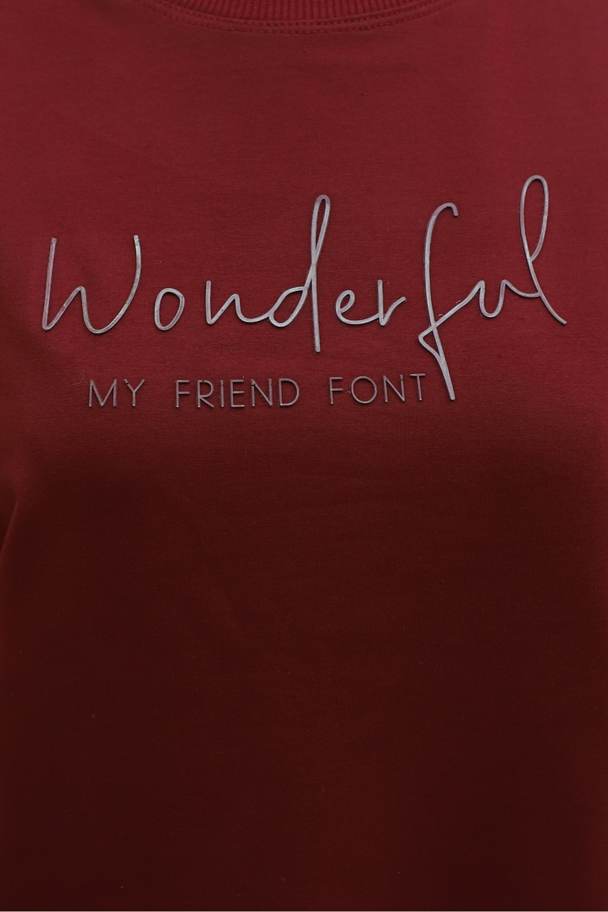 Crew Neck Cotton Sweatshirt with Embossed Lettering -بوردو