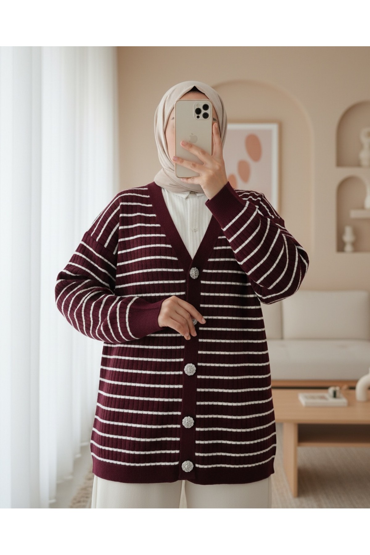 Taş Detaylı Düğmeli Triko Hırka  -Bordo