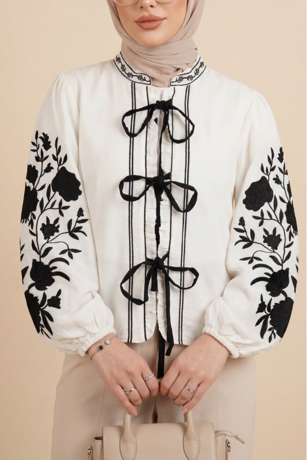 Front Lace-Up Embroidered Detail Balloon Sleeve Blouse -White