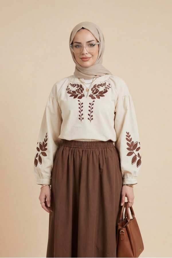 V Yaka Önü Ve Kolları Nakışlı Keten Bluz -Bej