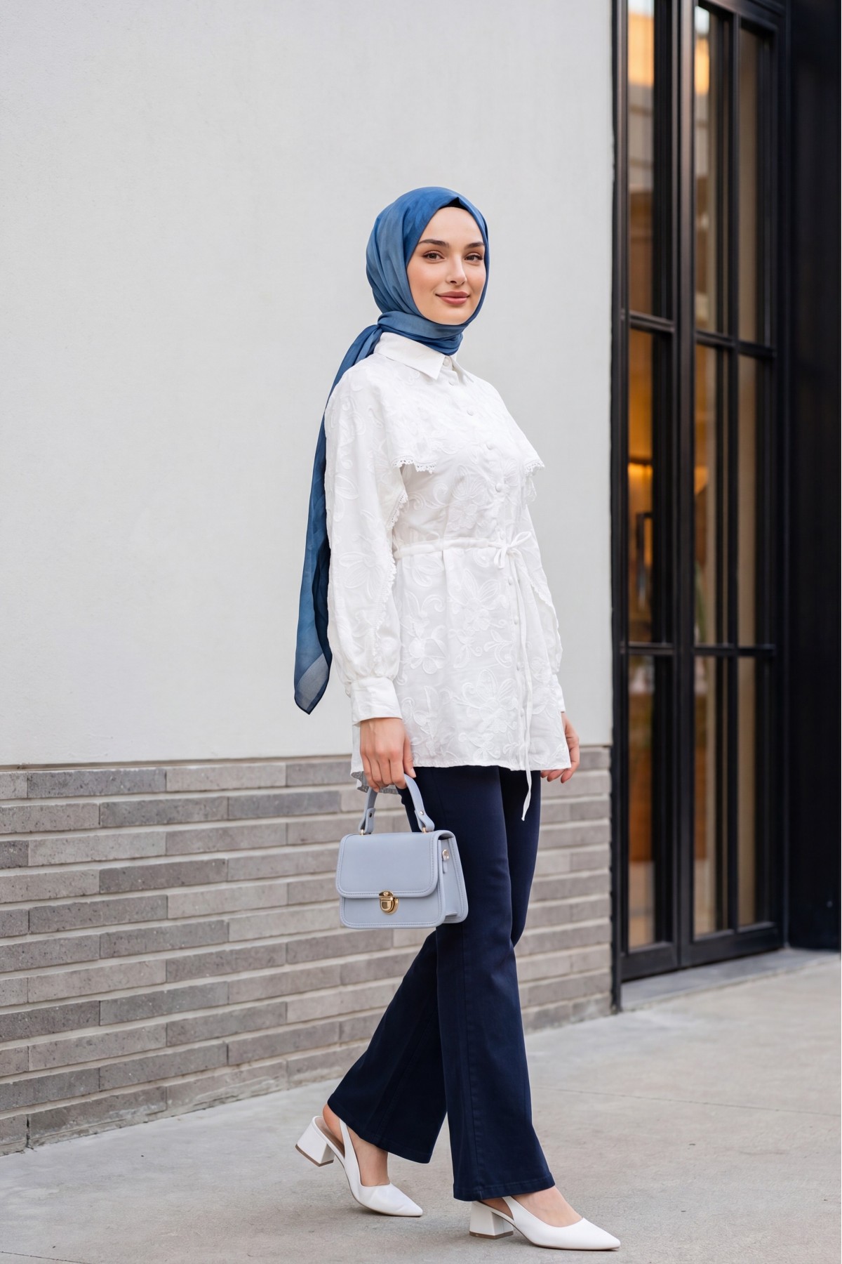 Lace-Detailed Embroidered, Belted, Lined Thin Linen Tunic -White