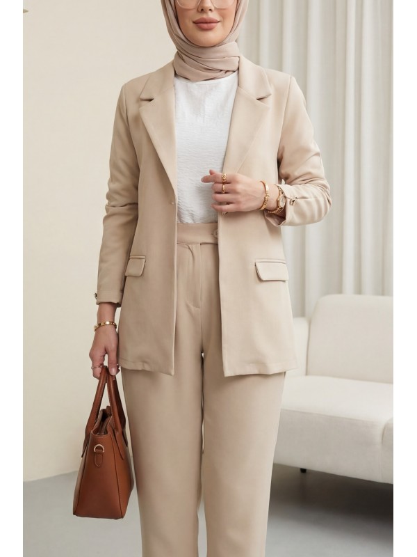 Tek Düğmeli Cep Detaylı Kruvaze Yaka Pantolonlu Krep Takım -Bej