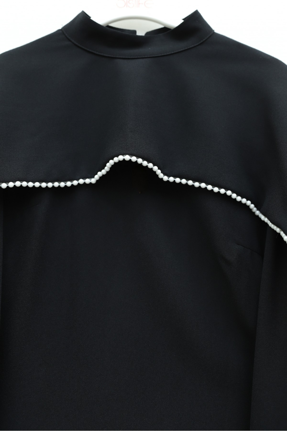 Crepe Abaya Dress with Pearl Details, Detachable Cape, Spanish Sleeves, and Lining -Black
