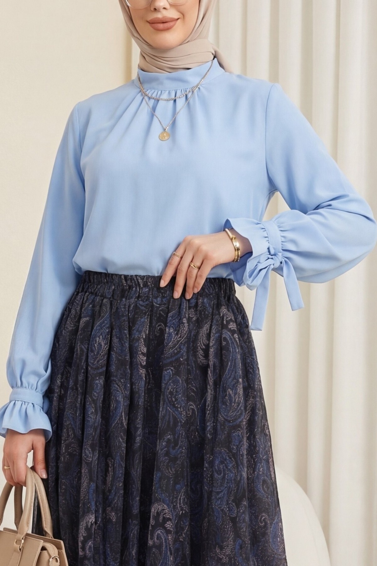 Dik Yaka Kolu Fırfırlı Bağcıklı Arkası Fermuarlı İthal Krep Bluz -Bebe Mavi