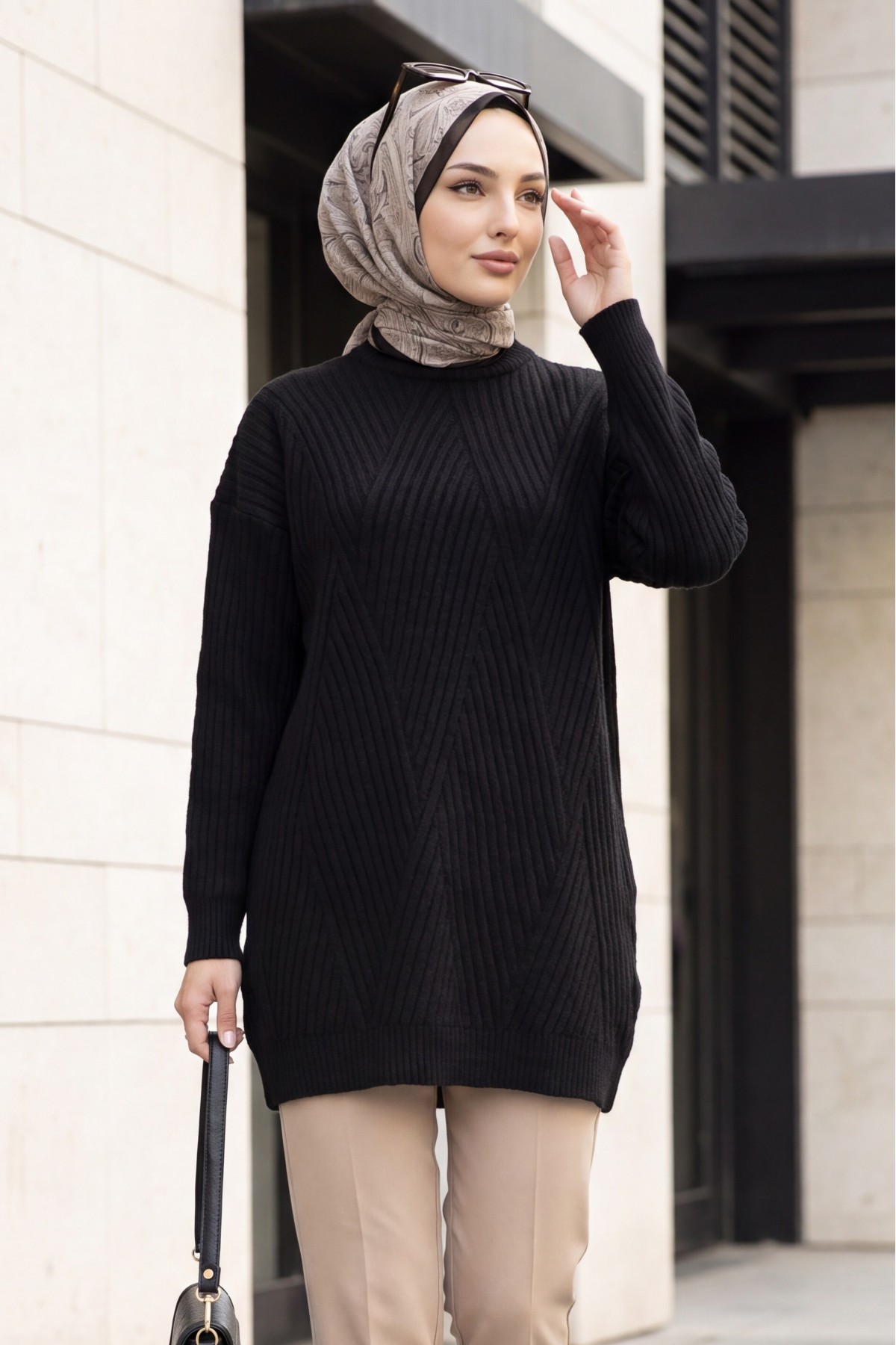 Execution Knitting Diamond Patterned Knitwear Tunic  -Black