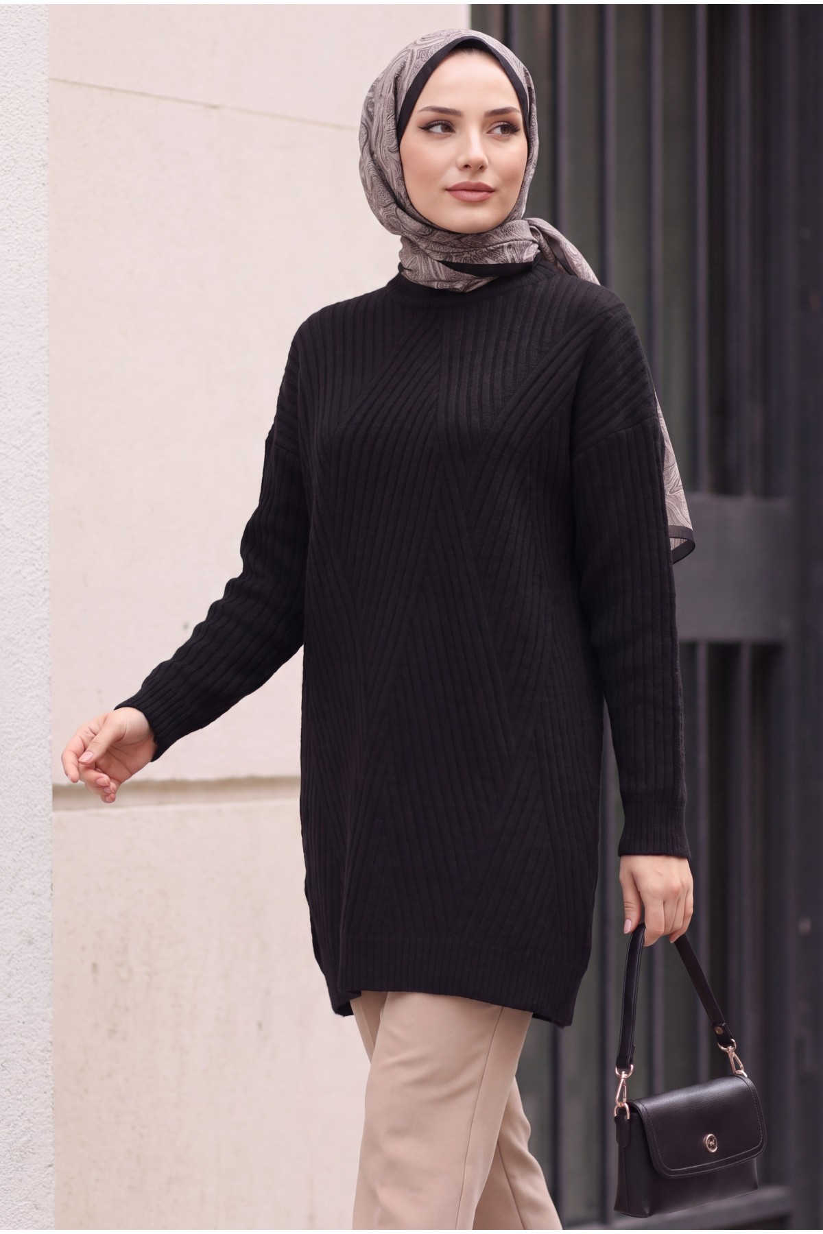 Execution Knitting Diamond Patterned Knitwear Tunic  -Black