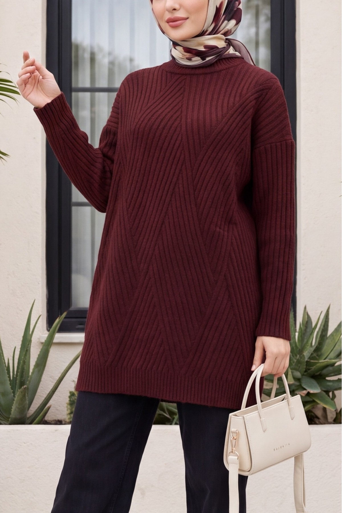 Execution Knitting Diamond Patterned Knitwear Tunic   -Damson