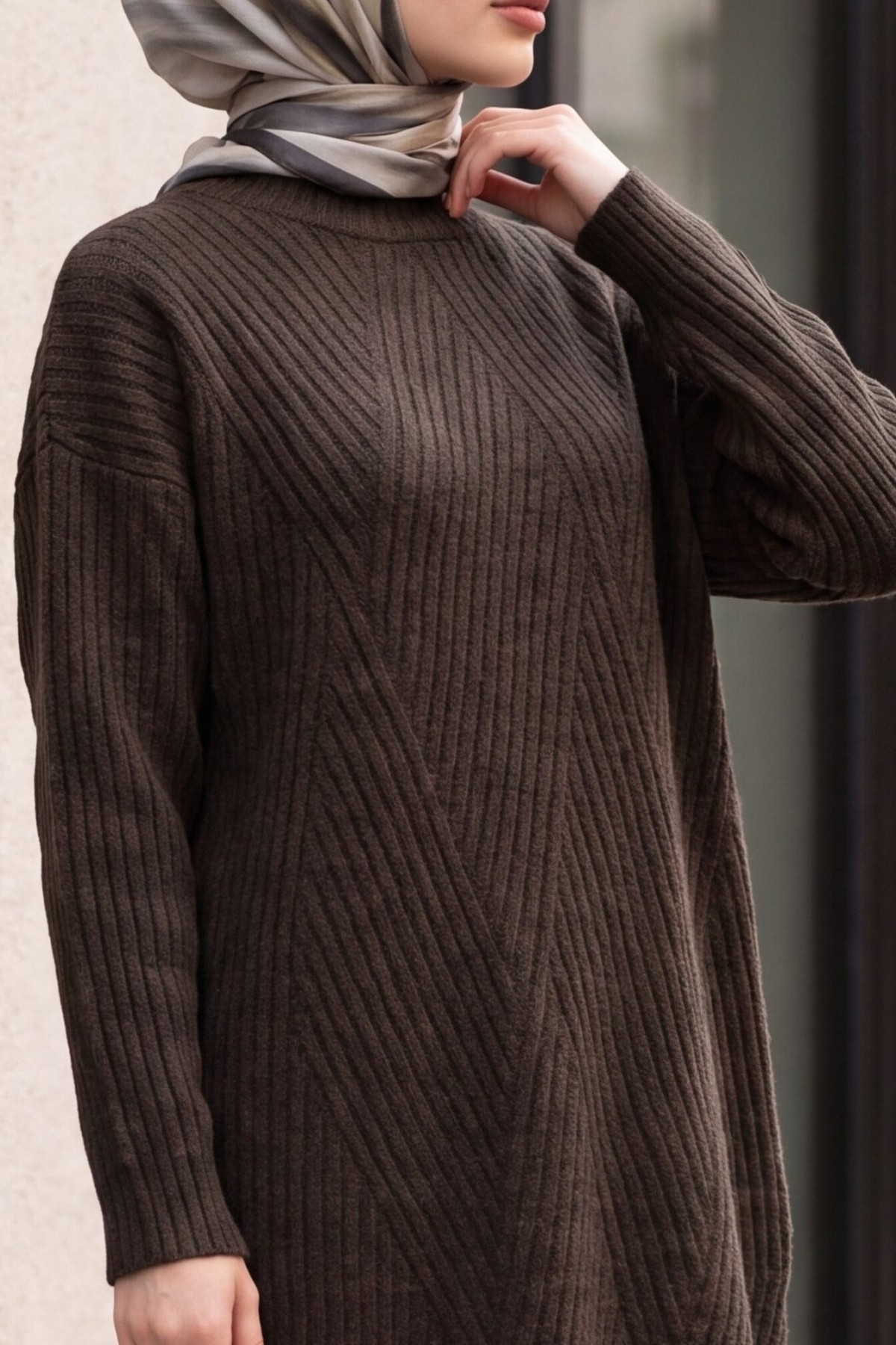 Execution Knitting Diamond Patterned Knitwear Tunic   -Dark Coffee