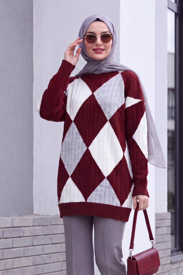 Front Diamond Pattern Knitwear Tunic    -Maroon