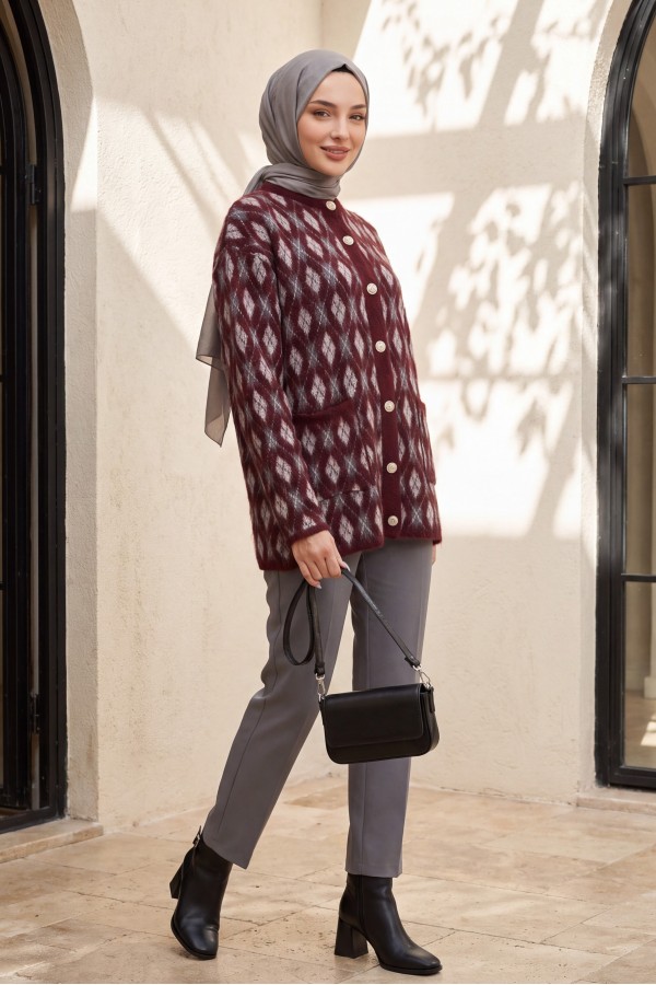 Patterned, Button-Front, Soft-Knit Cardigan with Dual Pockets -Maroon