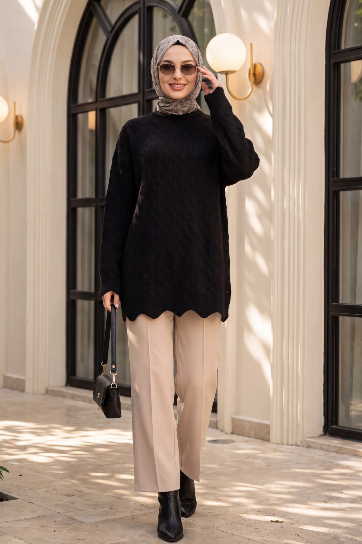 Oversized Crew-Neck Knit Tunic with Chain Pattern -Black