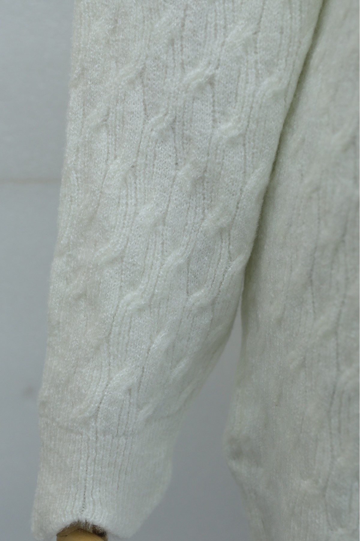 Oversized Crew-Neck Knit Tunic with Chain Pattern -White