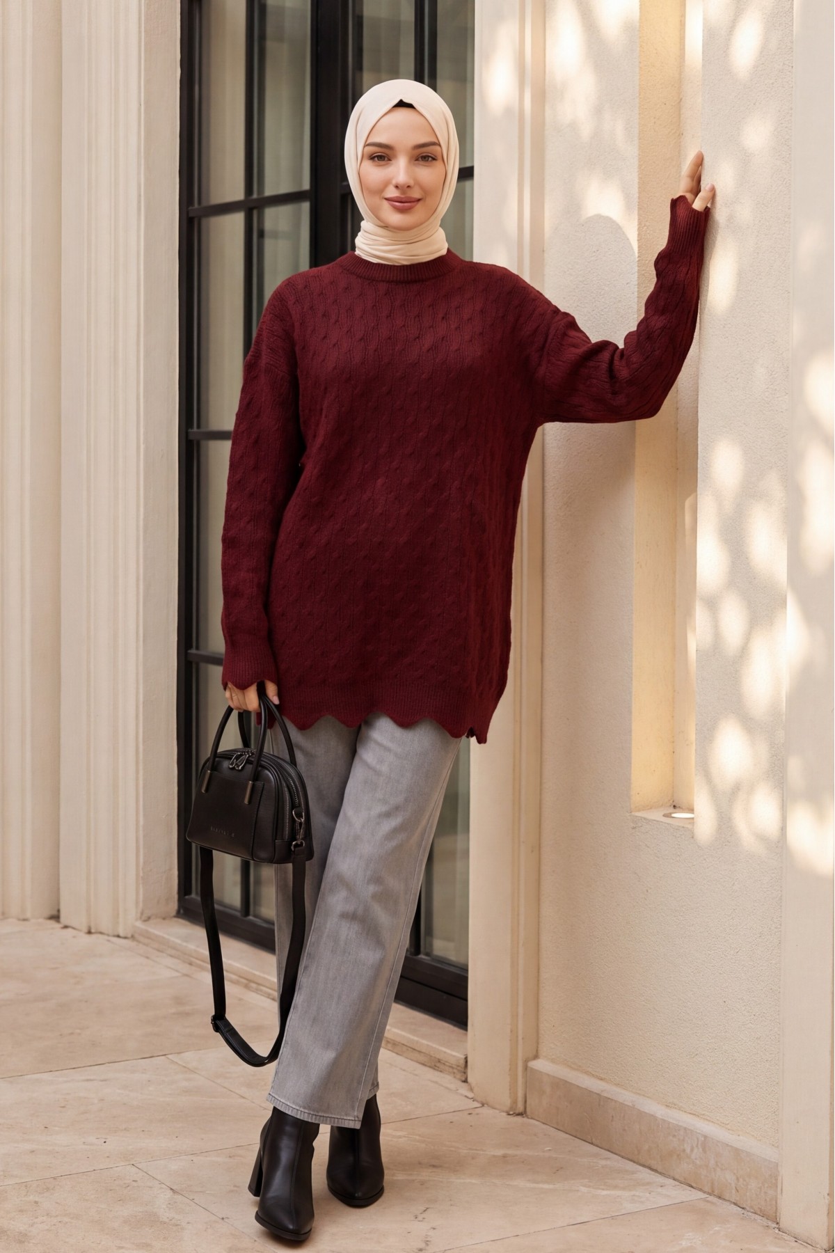 Oversized Crew-Neck Knit Tunic with Chain Pattern -Maroon