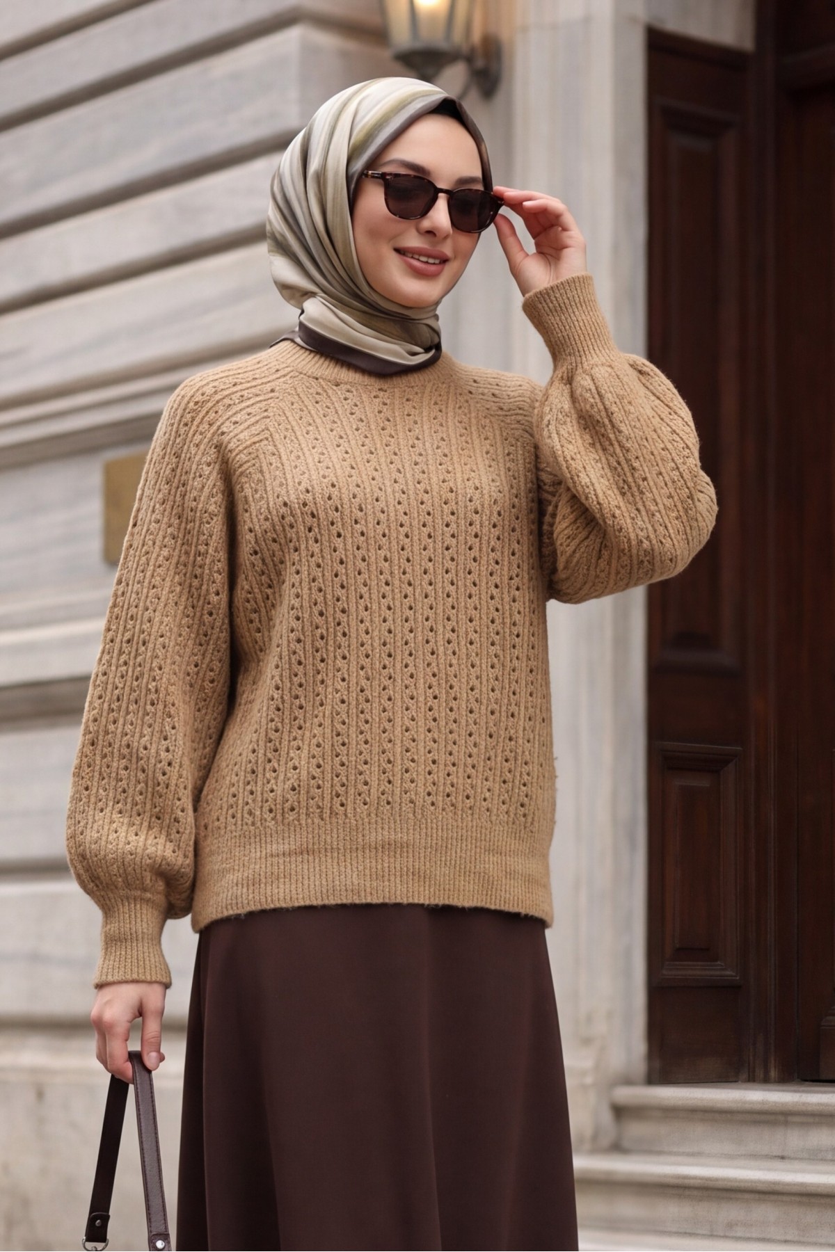 Openwork Pattern Balloon -Mink color