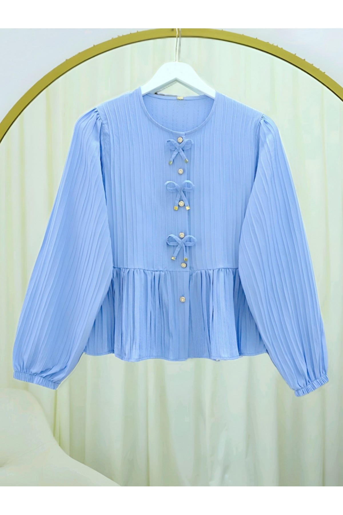 Buttoned Blouse with Elastic Sleeves and Bow Detail on the Front -Blue