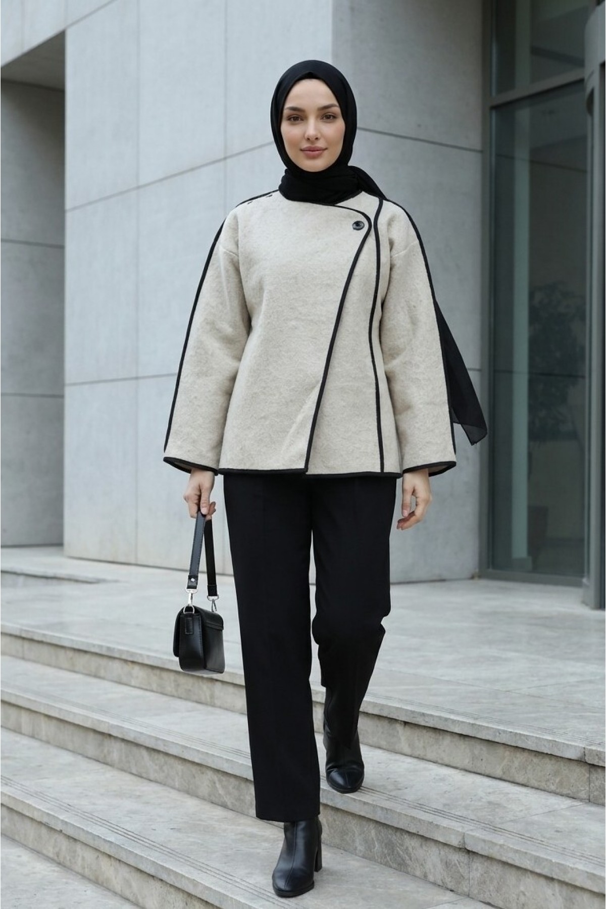 Asymmetric Front-Closure Textured Cardigan -Mink color