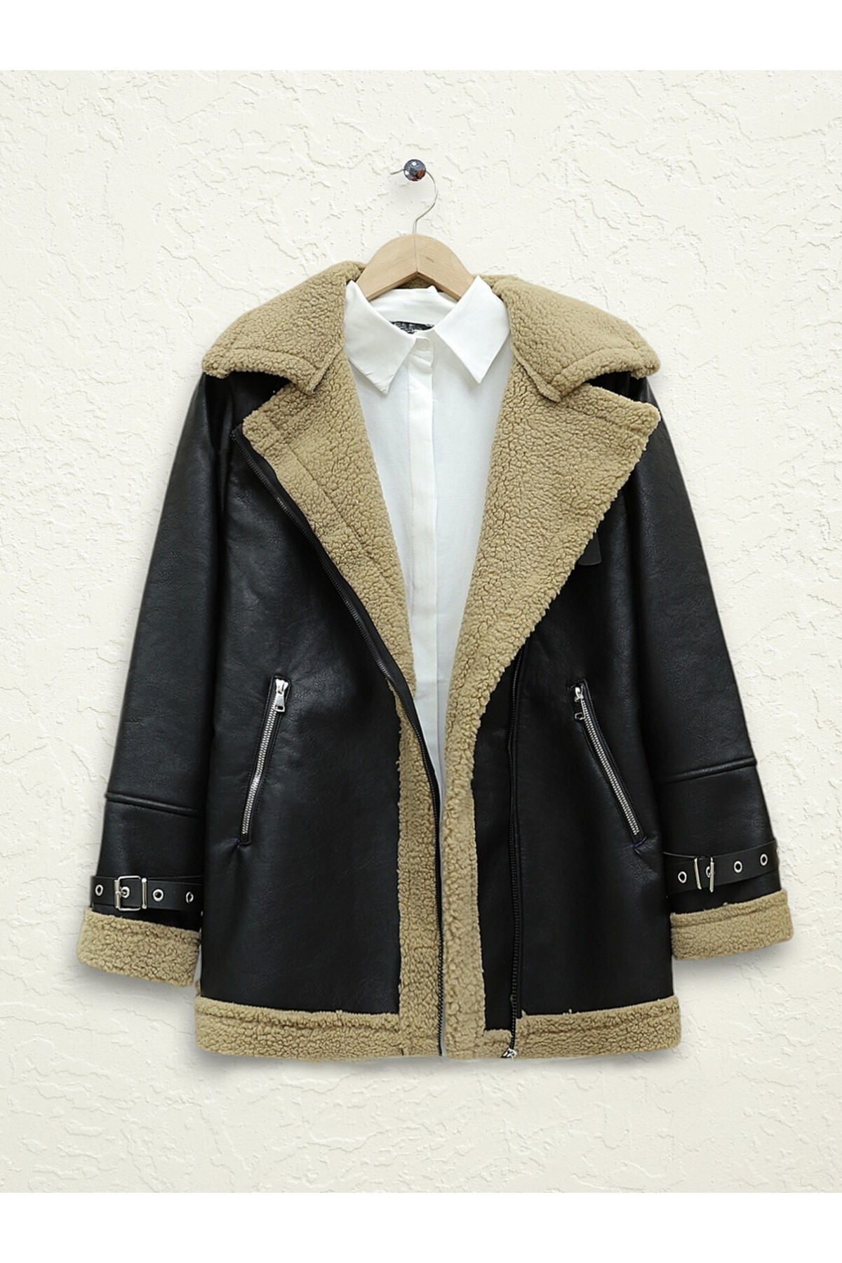 جاكيت جلدي داخلي من القطيفة بسحاب -قهوة مفتوحة