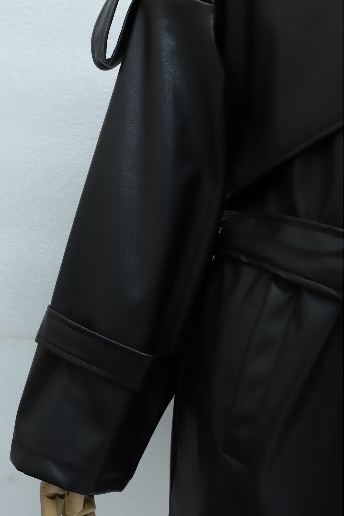 Leather Trench Coat with Bolero, Epaulettes, Belted Waist, and Pockets -Black