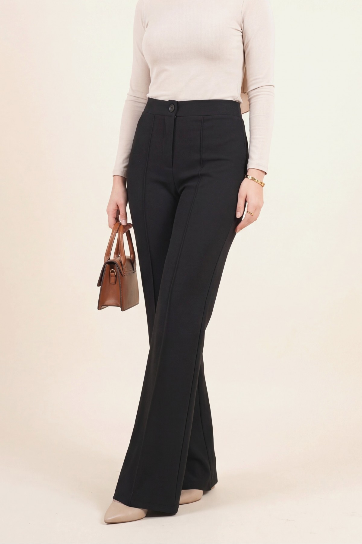 Buttoned, Elastic Waist, Lycra Palazzo Pants -Black
