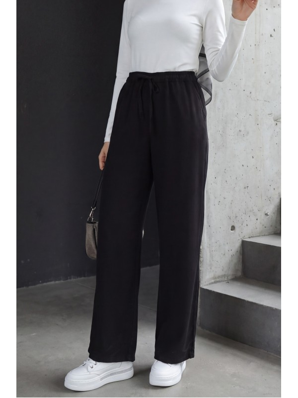 Elasticated Waist, Drawstring Detail, Double Pockets, Wide Leg Tencel Denim Trousers -Black
