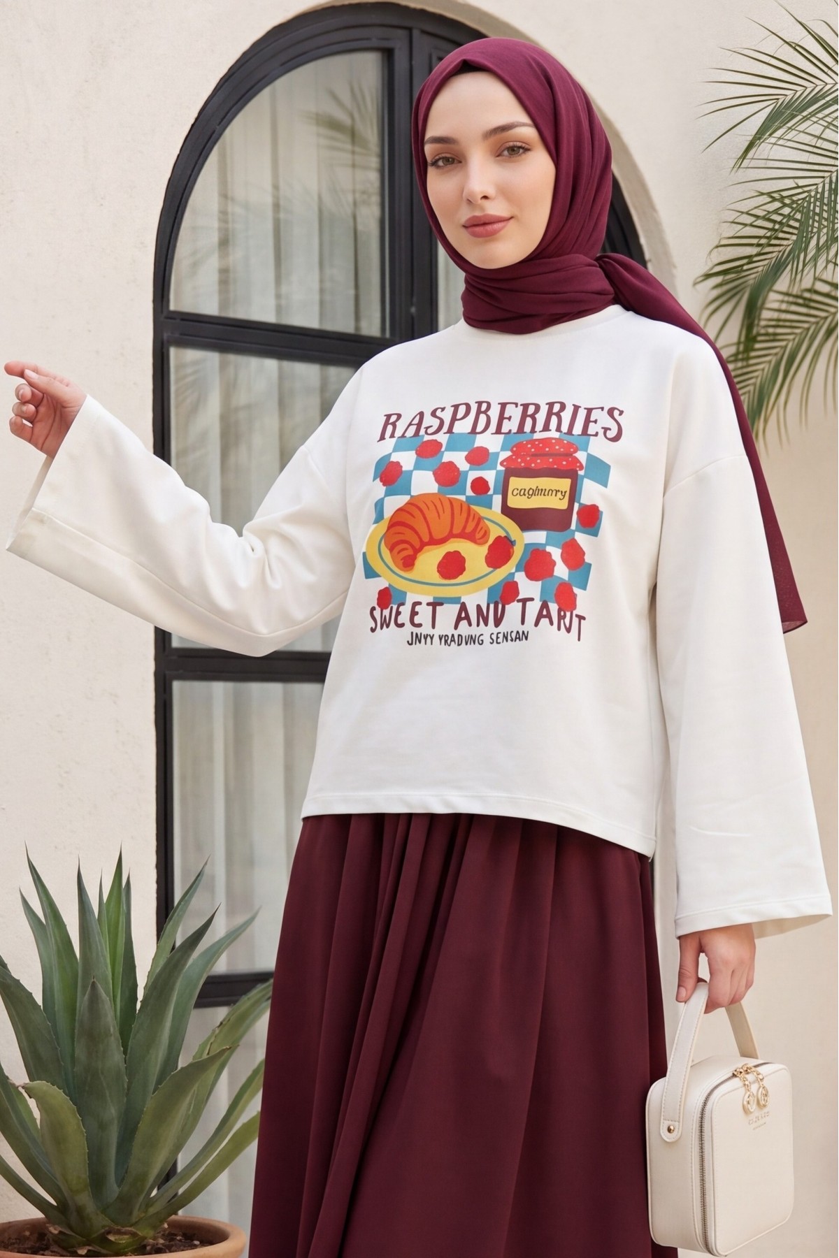 Meyve Baskılı Bisiklet Yaka Oversize 2 İplik Penye Sweatshirt -Bordo