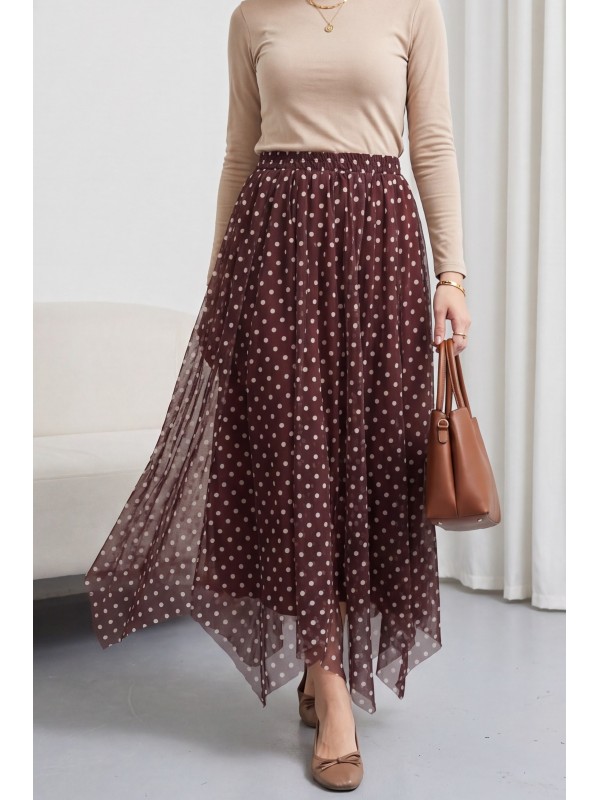 Asymmetrical, panelled, lined chiffon skirt with elasticated waist. -Maroon