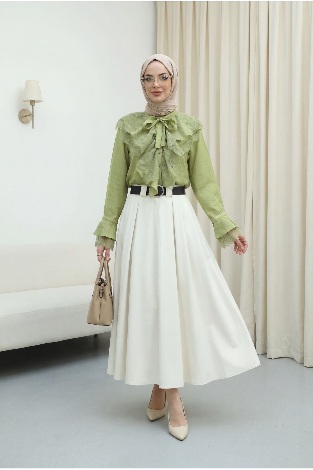 Yakası Bağcıklı Fırfırlı Dantel Detaylı Arkası Uzun Cupra Gömlek  -Yağ Yeşili