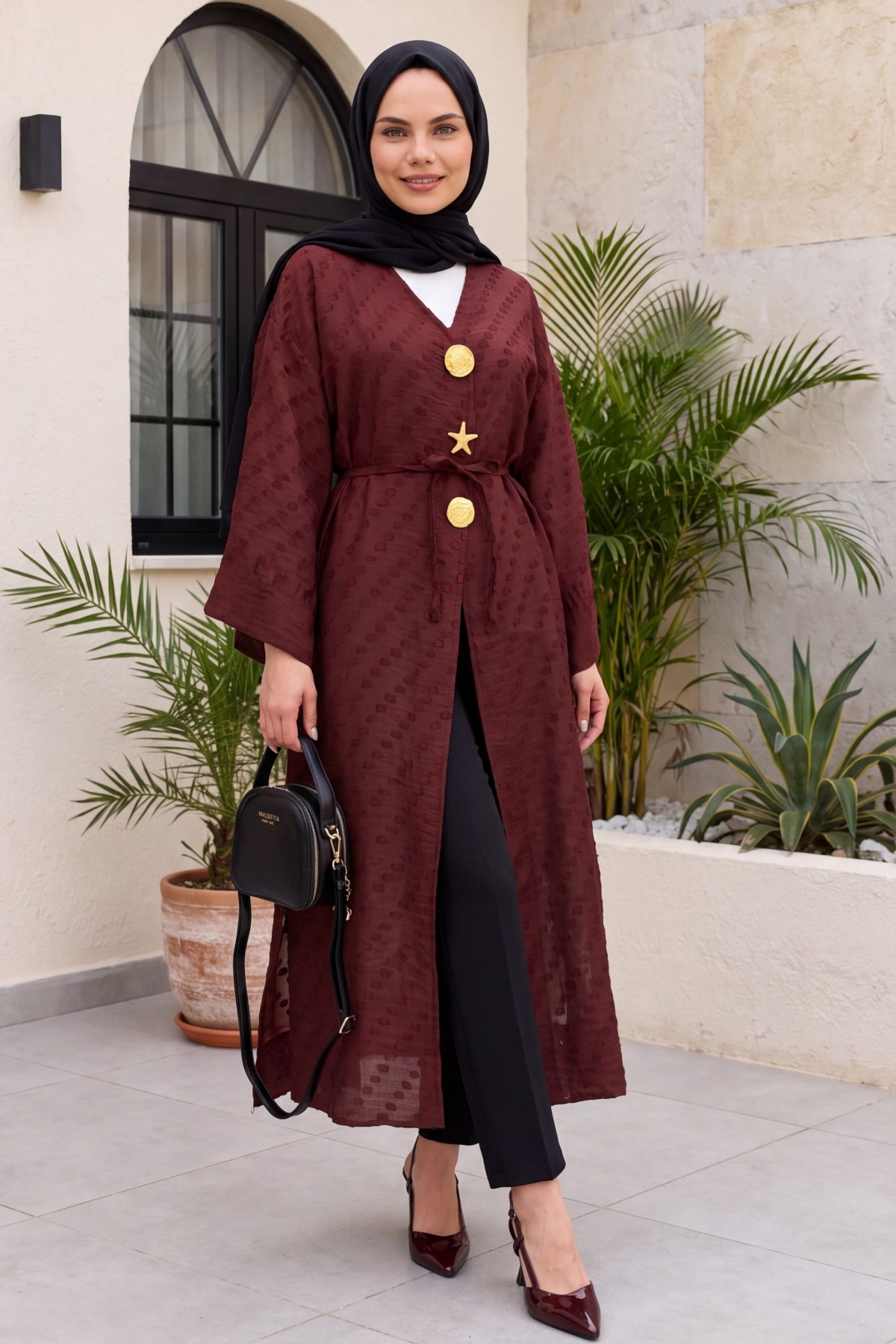 Jacquard Kimono with Brooch Detail and Side Slits, Embossed Polka Dot Pattern -Maroon