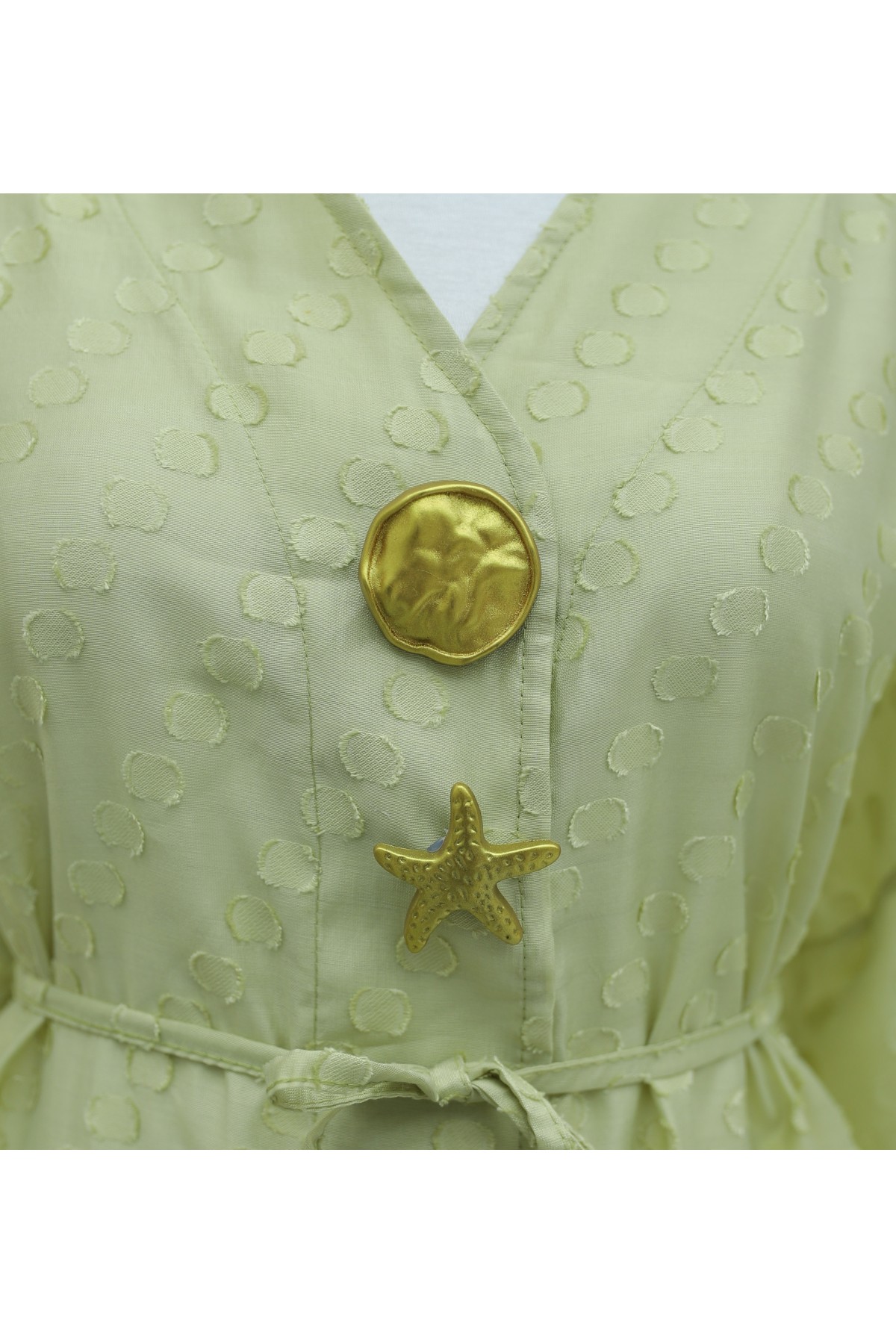 Jacquard Kimono with Brooch Detail and Side Slits, Embossed Polka Dot Pattern -Cagla Green