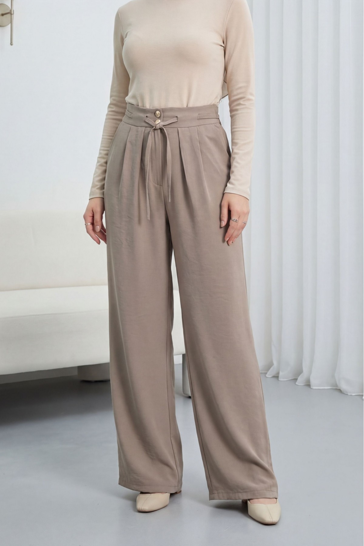 High-Waisted Tencel Pants with Drawstring Waist and Double Buttons -Mink color
