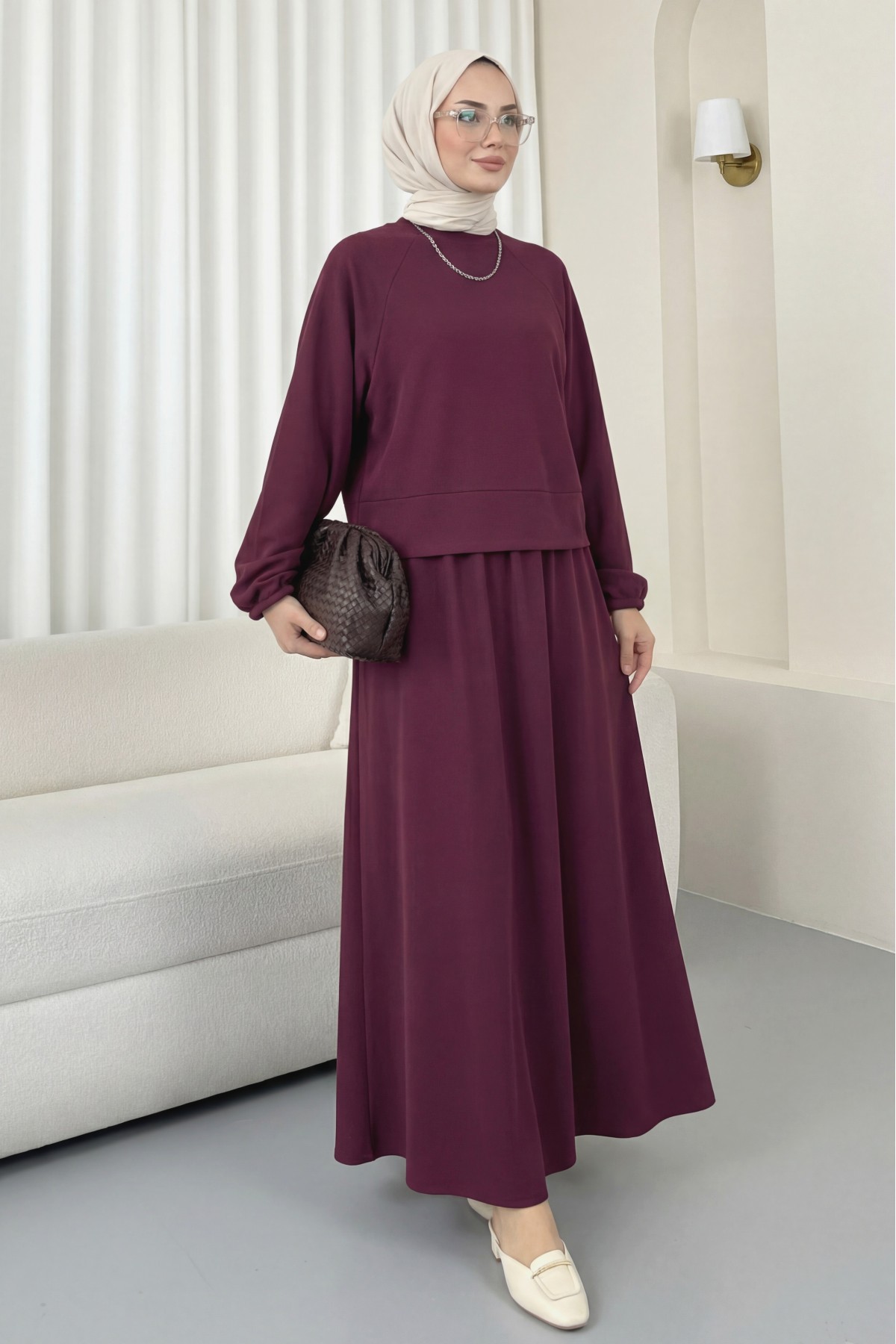 طقم تنورة بياقة دائرية وأكمام واسعة وخصر مطاطي -بوردو