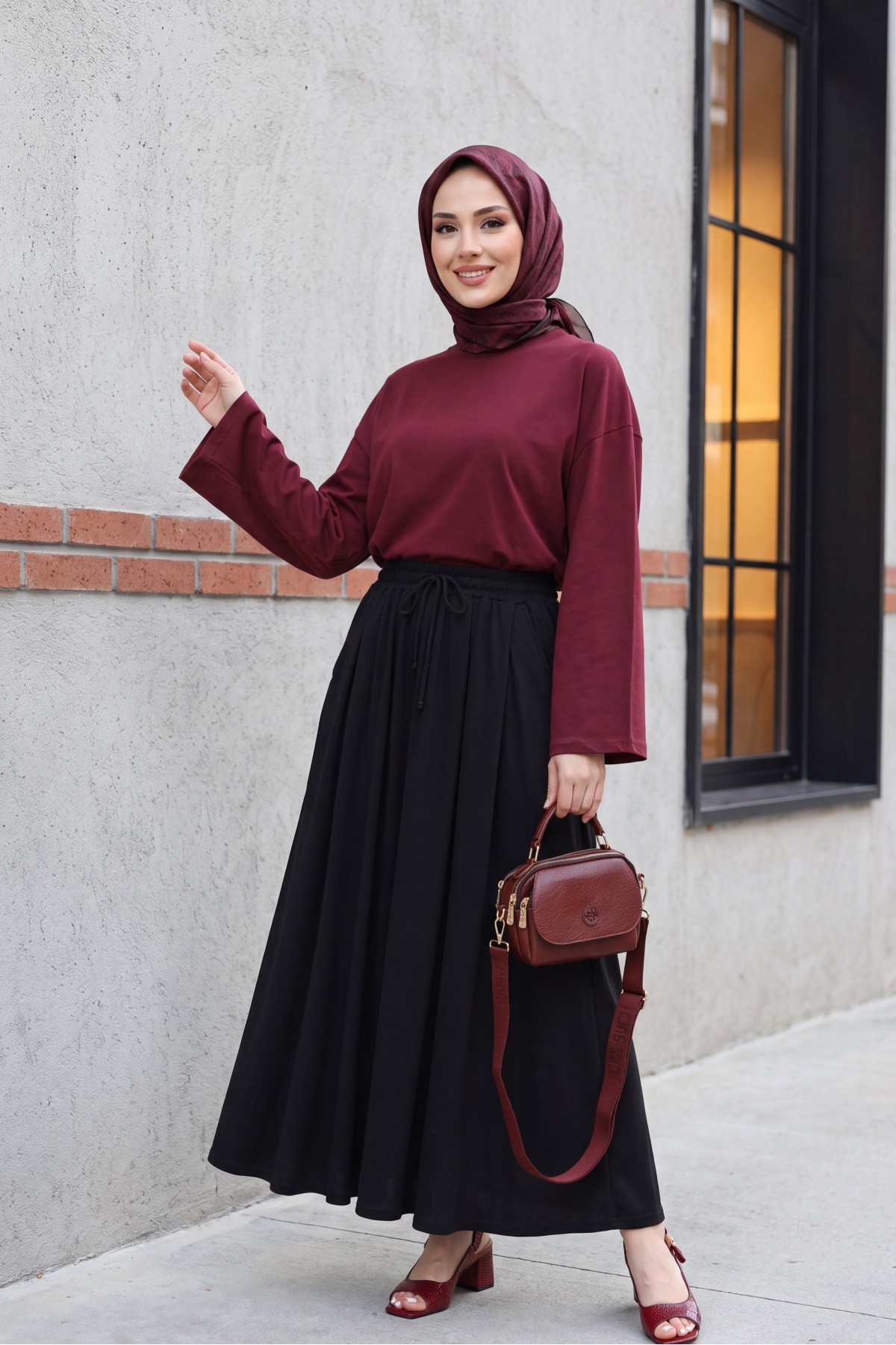 Crew Neck Long Sleeve Oversize Cotton Sweatshirt  -Maroon
