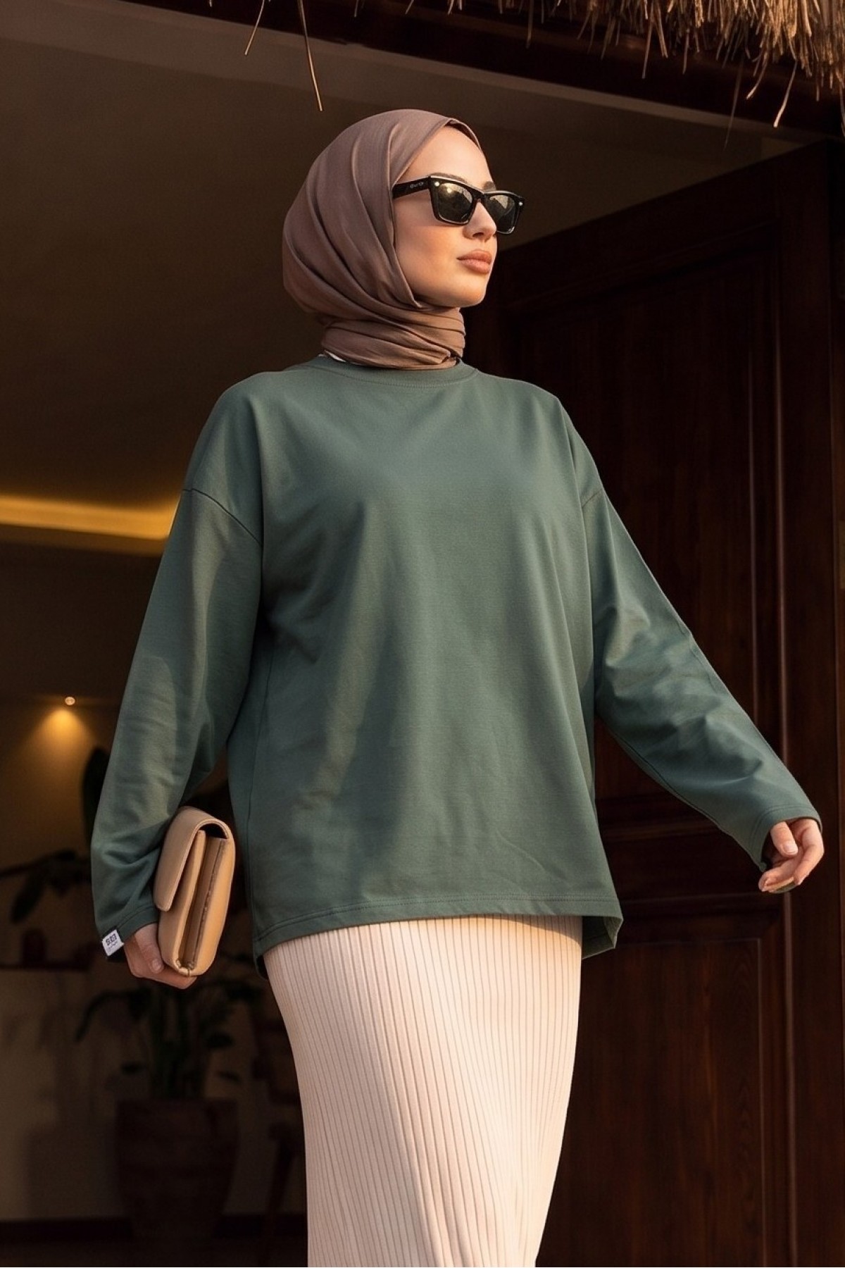 سويت شيرت قطني واسع بأكمام طويلة ورقبة دائرية -خاكي