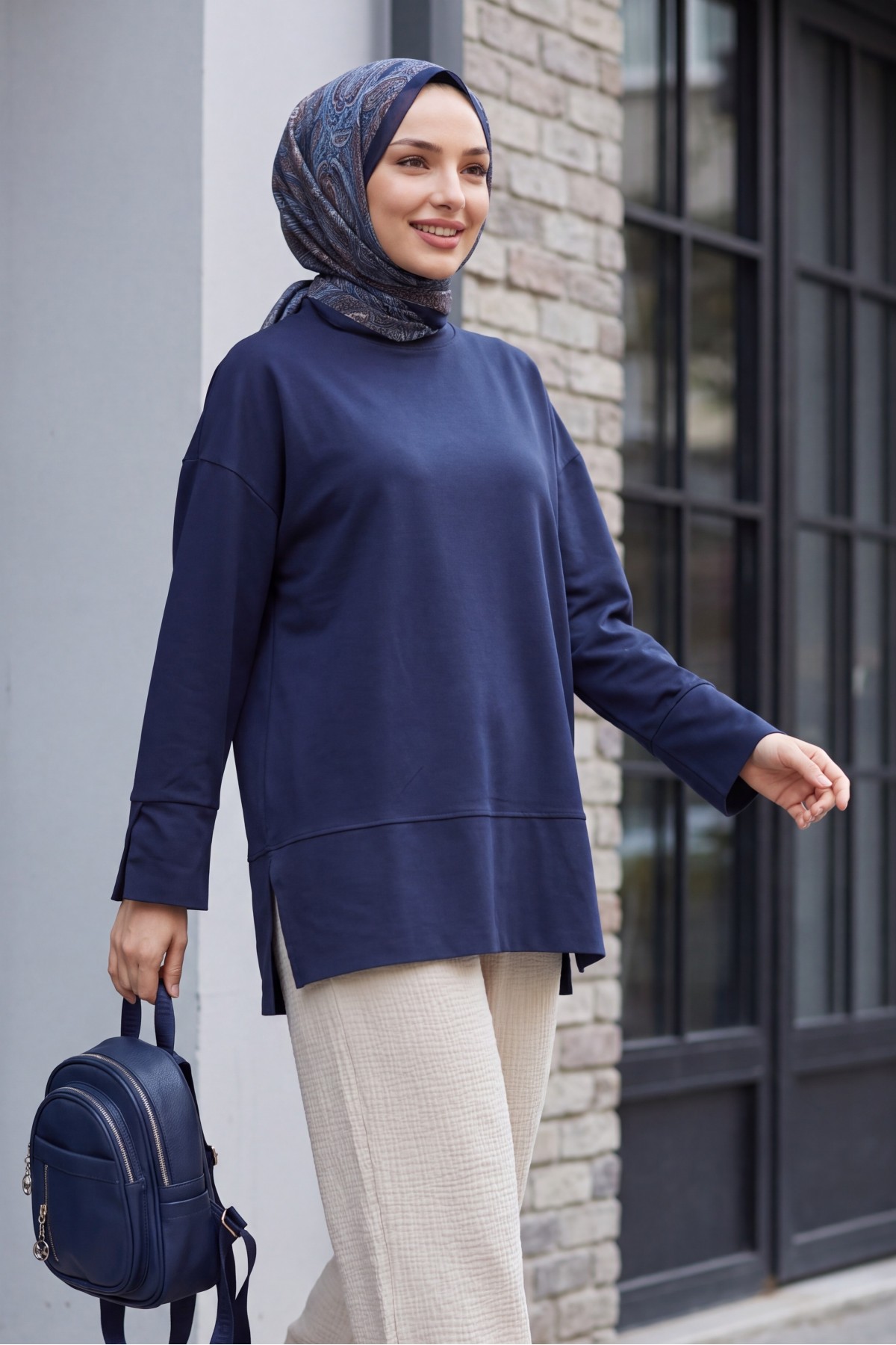 Bisiklet Yaka Yırtmaçlı Oversize Penye Tunik  -Lacivert