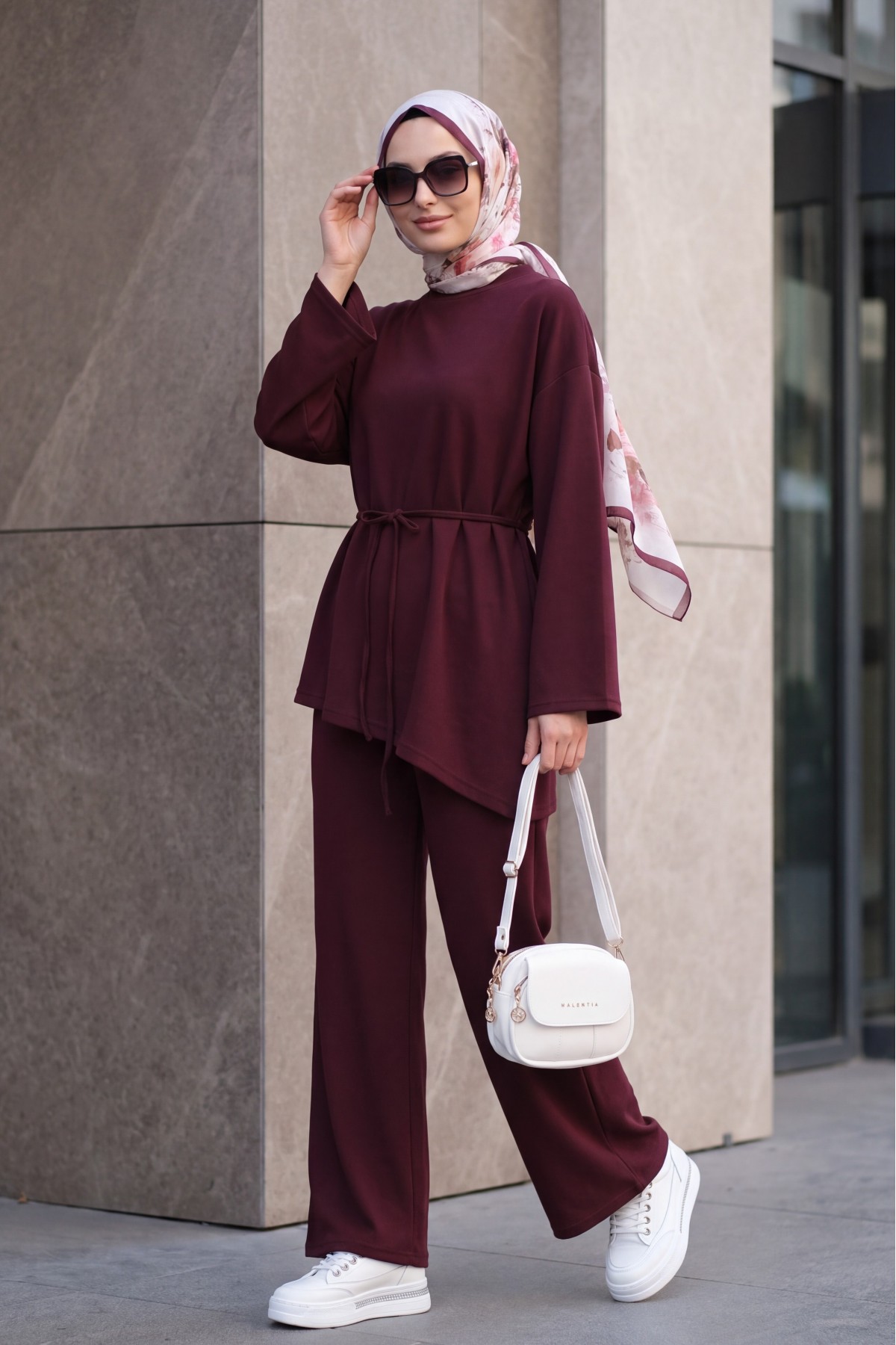 Asimetrik Kesim Beli Kemerli Pantolonlu Oversize Penye Takım -Mürdüm