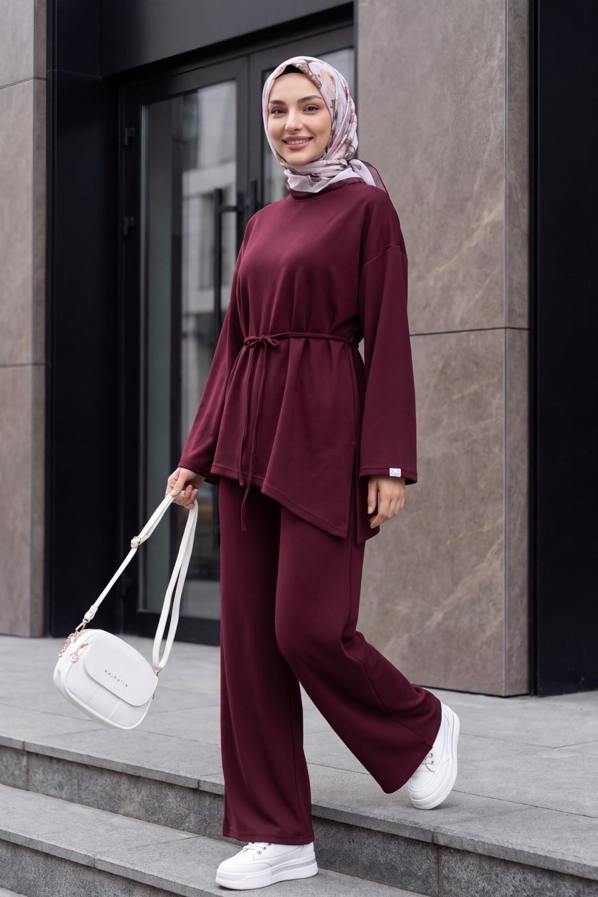 Asimetrik Kesim Beli Kemerli Pantolonlu Oversize Penye Takım -Mürdüm