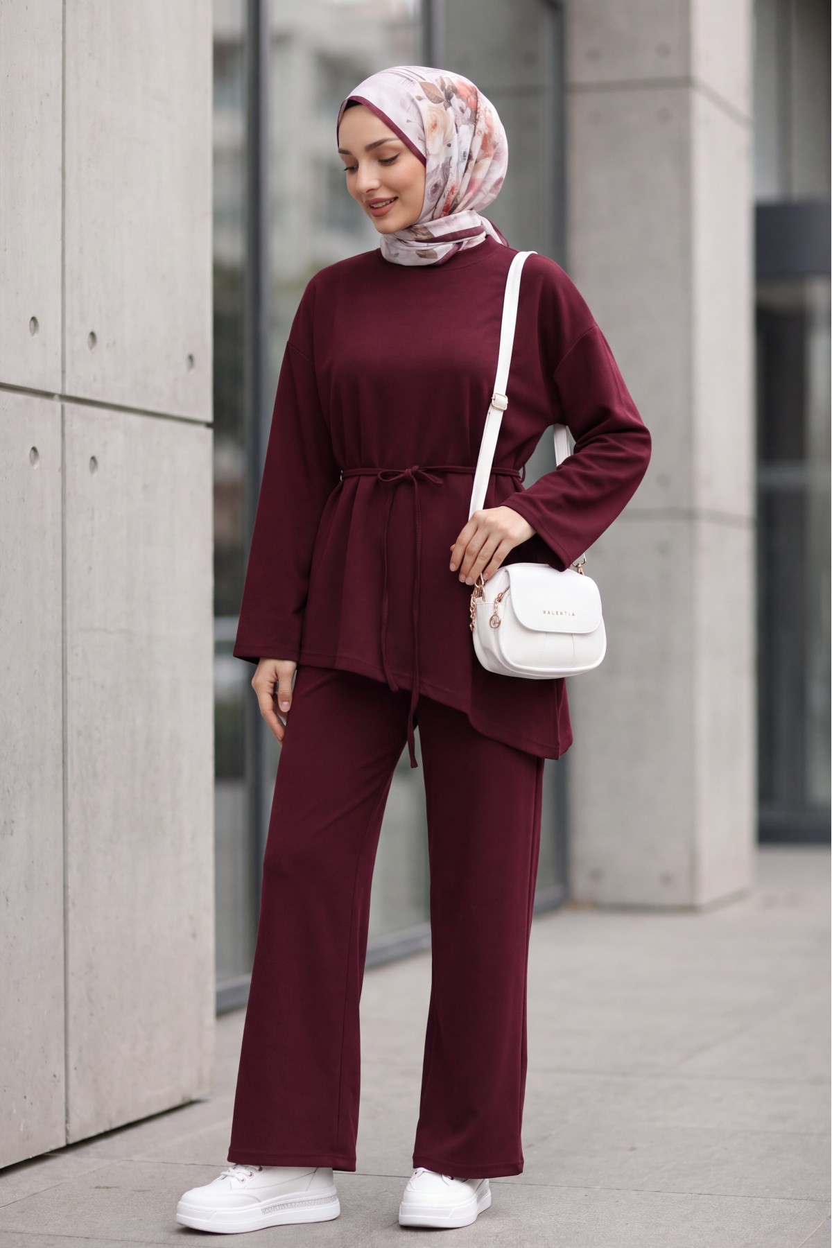 Asimetrik Kesim Beli Kemerli Pantolonlu Oversize Penye Takım -Mürdüm