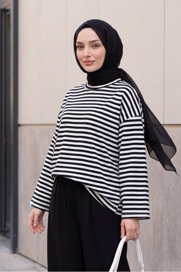 Oversized Crew-Neck Sweatshirt with Thick Stripes and Stretch Fabric -Black